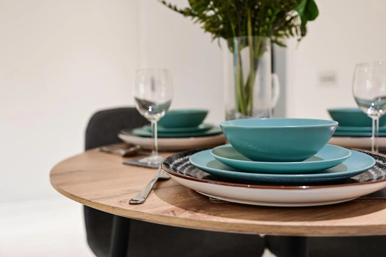 Appartamento Khayat Homes - The Cosmo - Two Bed Londra